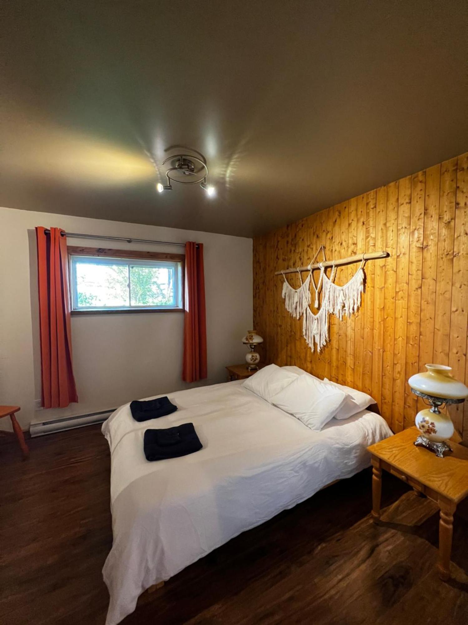 Chalet Epicea Sainte Anne-des-Chênes 外观 照片